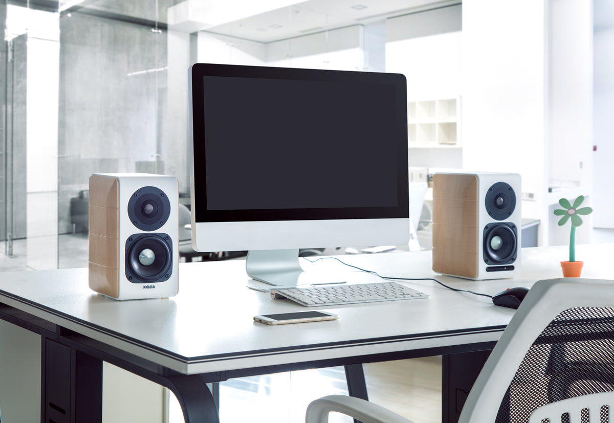 S880DB Hi-Res Audio Certified Powered Speakers