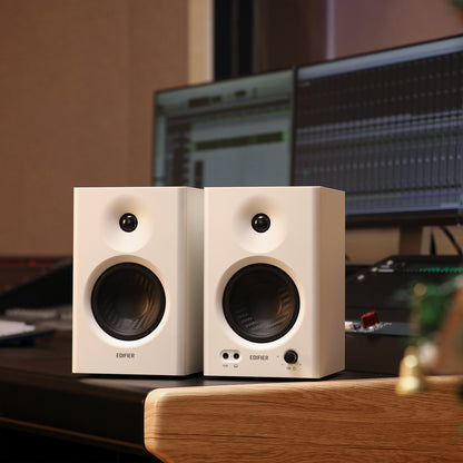 MR4 Powered Studio Monitor(Certified Refurbished)