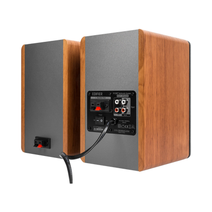 Tecnología R1280T. Estilo. Utilidad. Altavoces de estantería autoamplificados